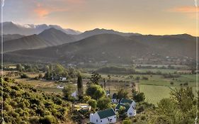 Berluda Farmhouse And Cottages